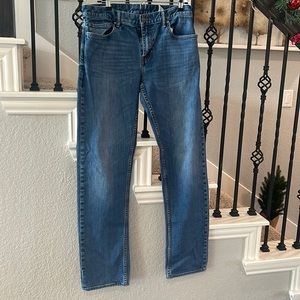 BANANA REPUBLIC MENS STRAIGHT LEG JEAN